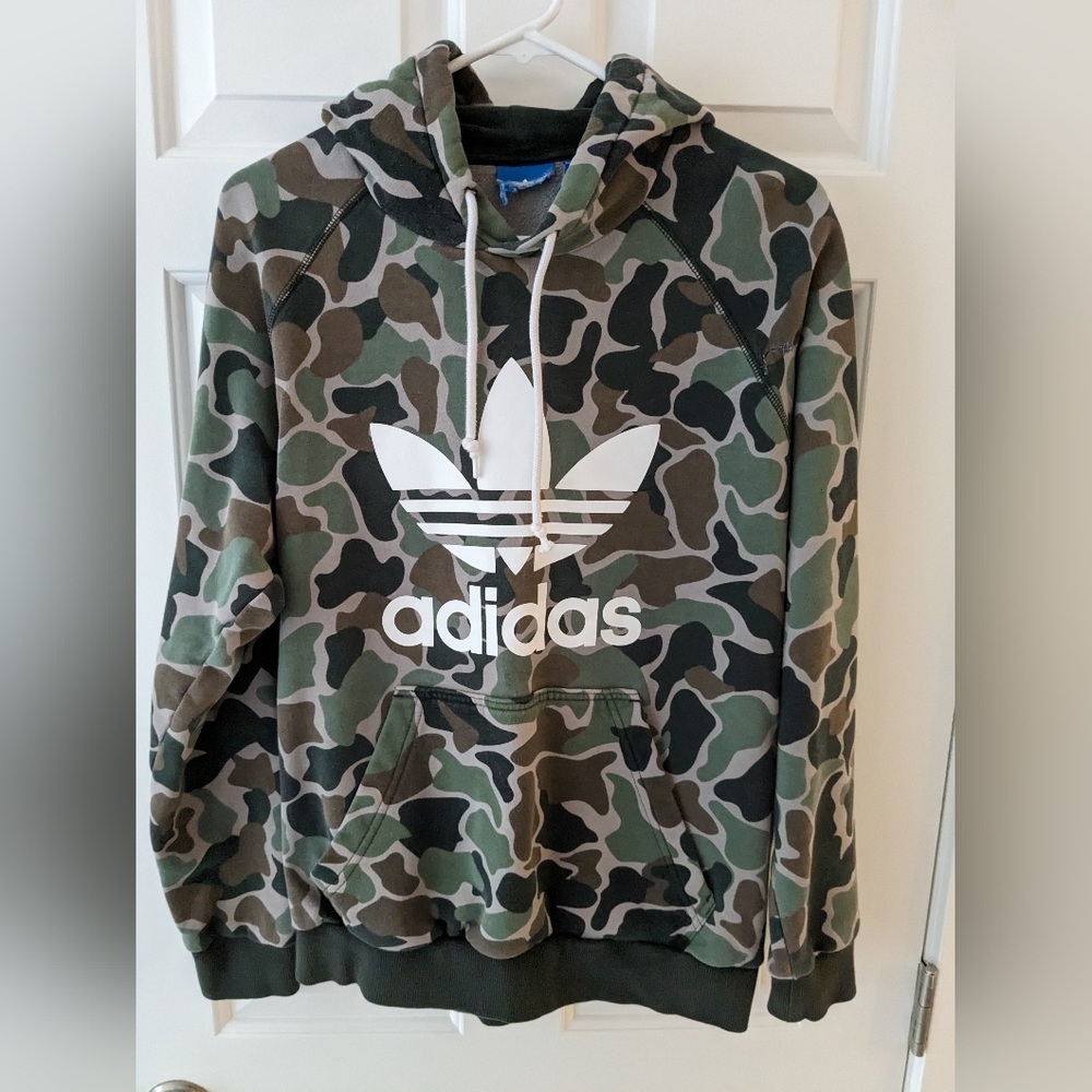 Boys Adidas Camo Hoodie size L